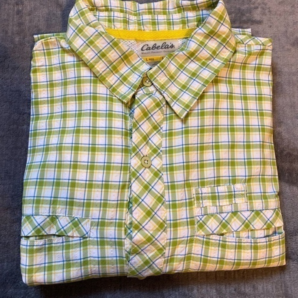 Cabelas men's button down shirt size L
